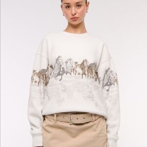 Abercrombie & Fitch Ivory Crewneck Sweatshirt with Taupe Horse Graphic